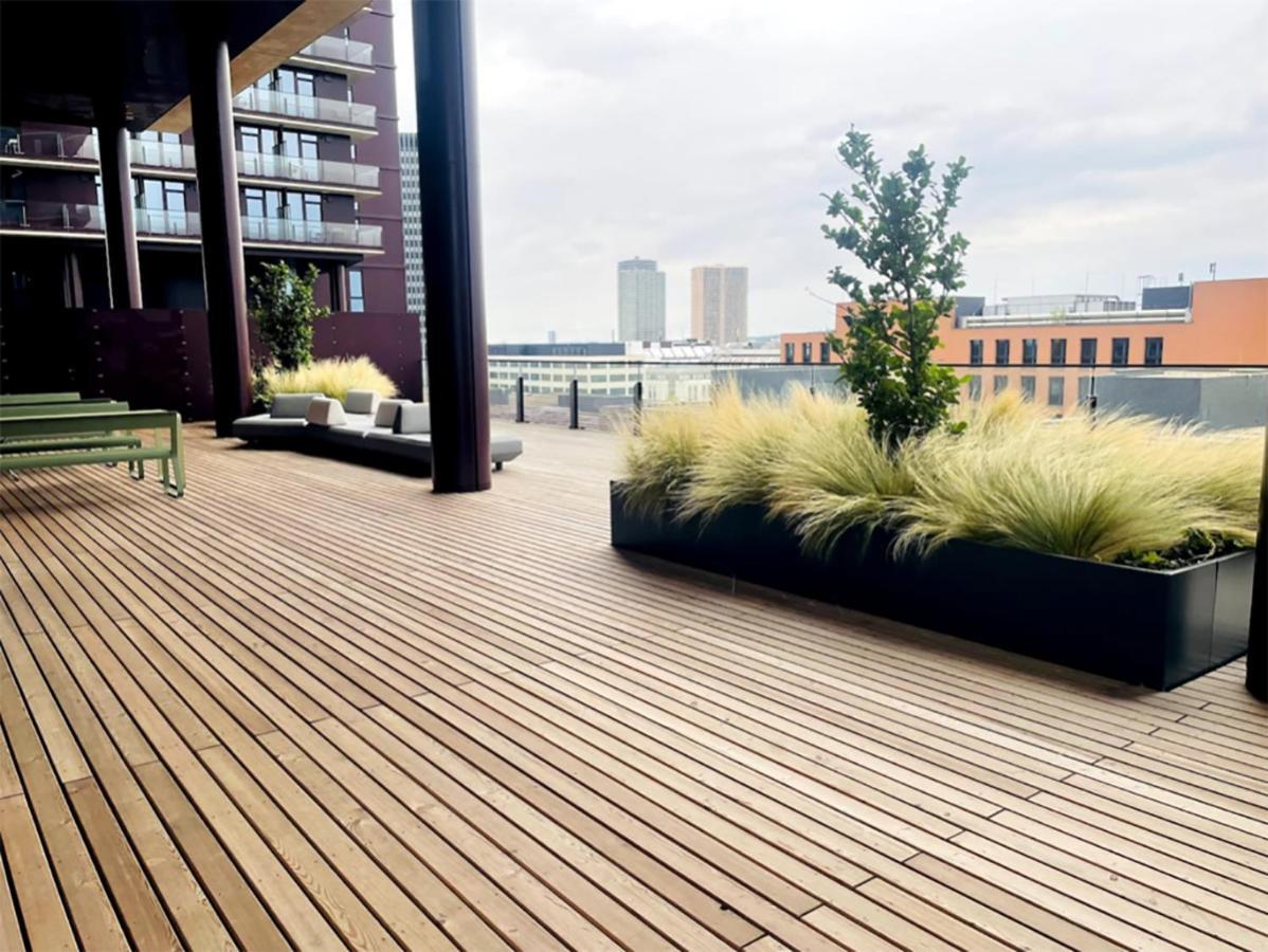 Sunrise Above Sky With Rooftop Pool Vienne Extérieur photo